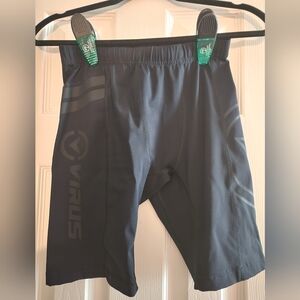Virus AU11 Tech Shorts